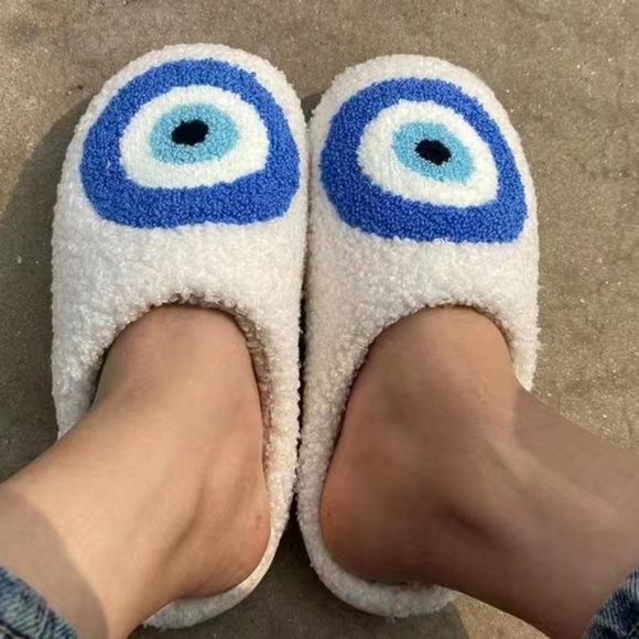 Lucky Evil Eye Devil's Eye All Seeing Eye All Knowing Eye Plush Slippers Shoes - Picture 5 of 7